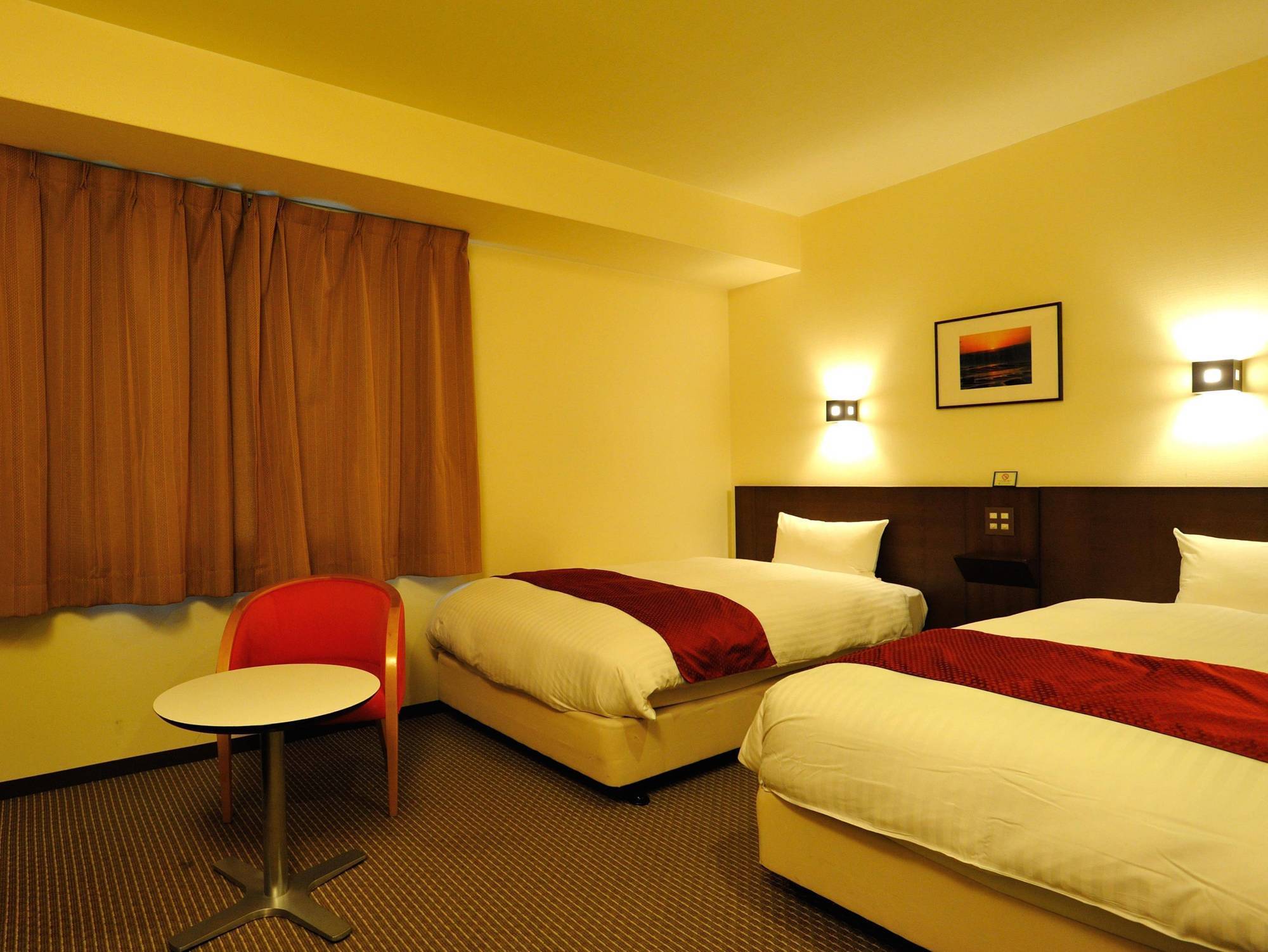 Hotel Urbic كاغوسِمَ المظهر الخارجي الصورة